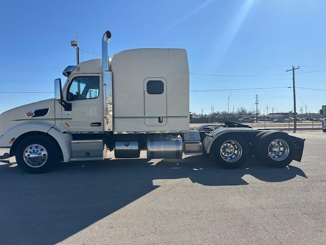 2018 Peterbilt 579-4