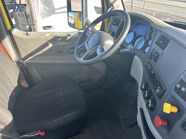 2021 Peterbilt 579-10