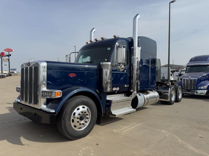 2027 Peterbilt 589-1