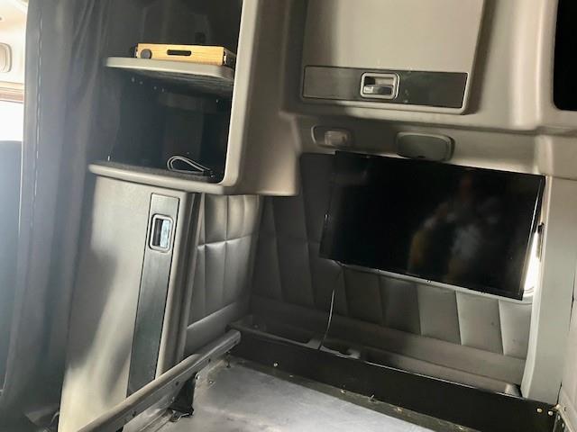 2021 Peterbilt 389-18