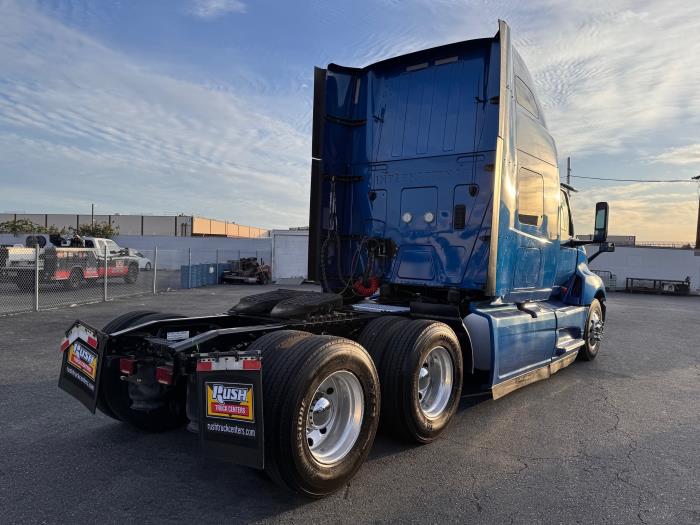 2022 International LT625-5