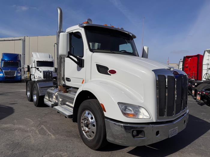 2019 Peterbilt 579-2