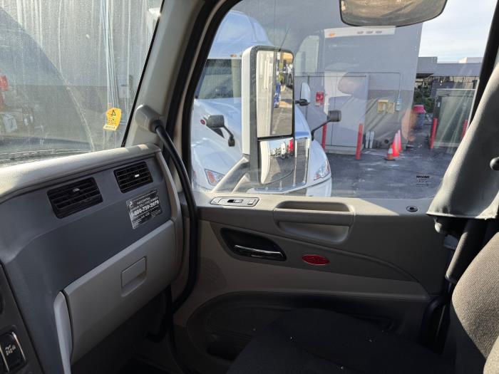 2020 Peterbilt 579-13