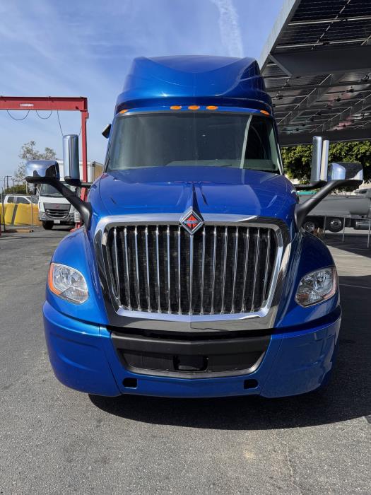 2022 International LT625-2