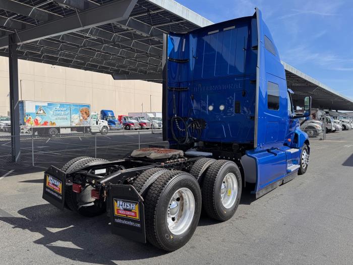 2022 International LT625-5