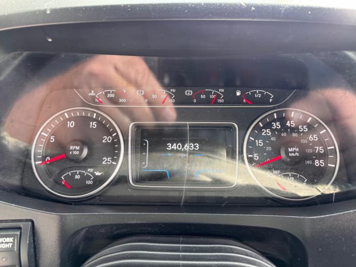 2022 International LT625-13