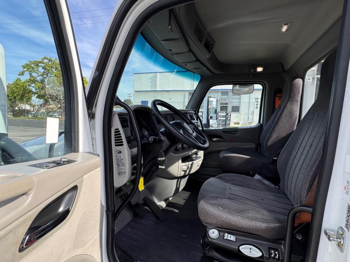 2021 Peterbilt 579-11