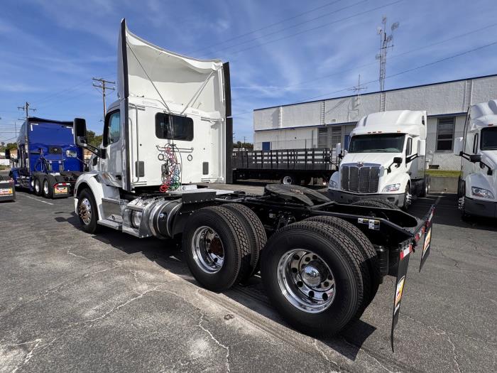 2021 Peterbilt 579-7