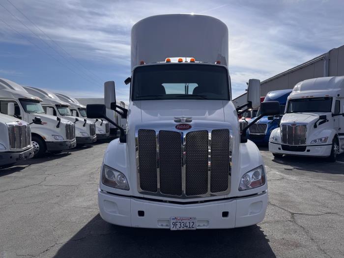 2021 Peterbilt 579-2