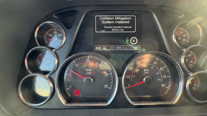 2021 Peterbilt 579-21