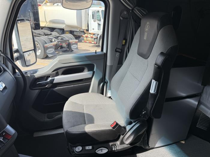 2021 Kenworth T680-5