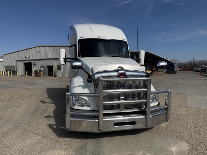 2021 Kenworth T680-26