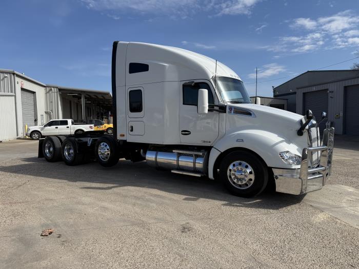 2021 Kenworth T680-30