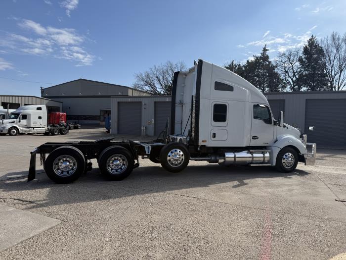 2021 Kenworth T680-35
