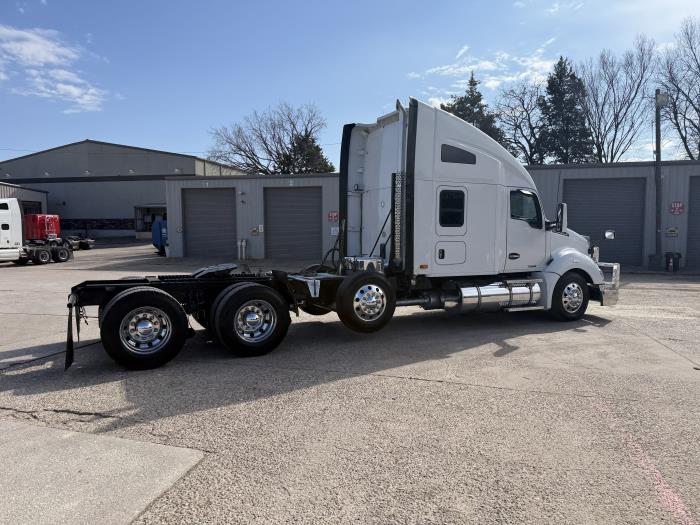 2021 Kenworth T680-36