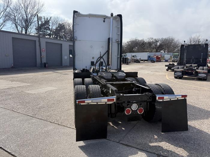 2021 Kenworth T680-43