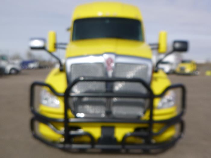 2021 Kenworth T680-8