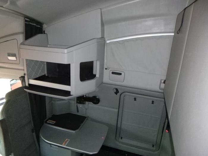 2021 Kenworth T680-22