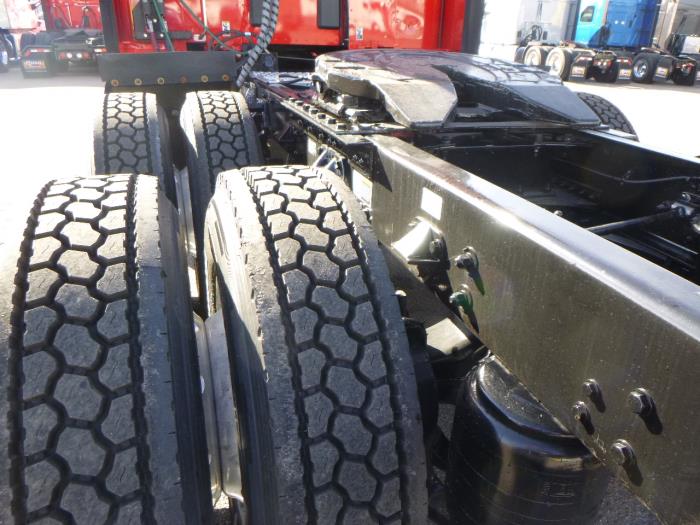 2021 Kenworth T680-31