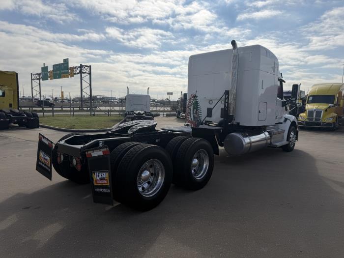 2020 Peterbilt 579-4
