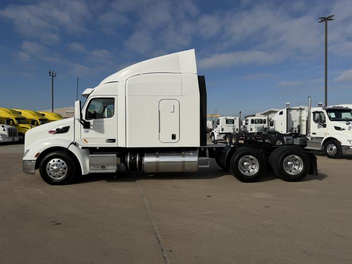 2020 Peterbilt 579-1