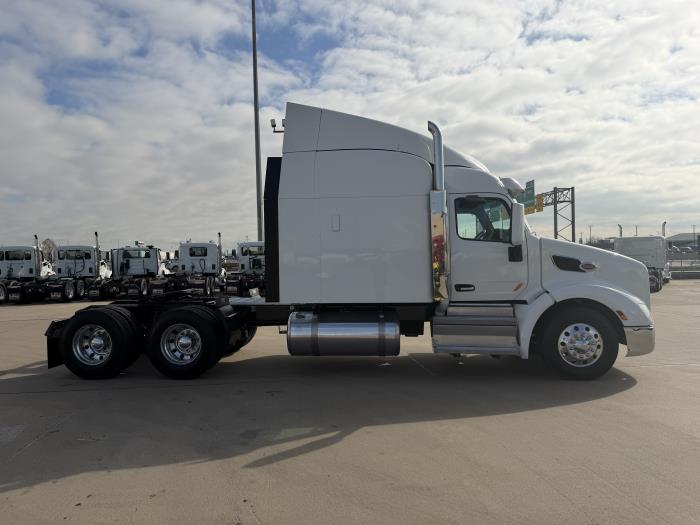 2020 Peterbilt 579-5