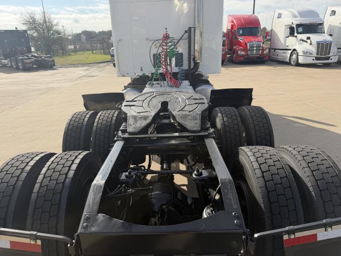 2020 Peterbilt 579-12