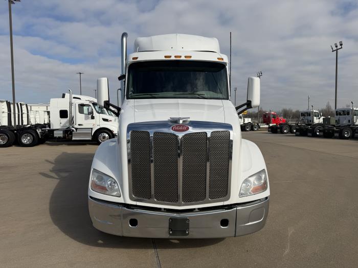 2020 Peterbilt 579-7