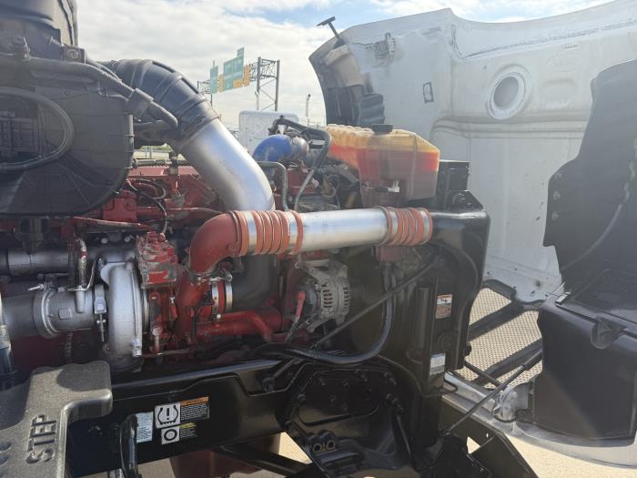 2020 Peterbilt 579-18