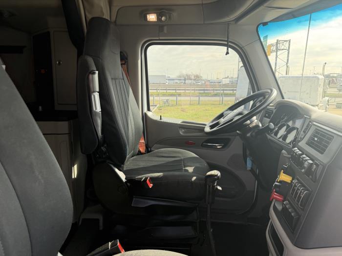 2020 Peterbilt 579-21