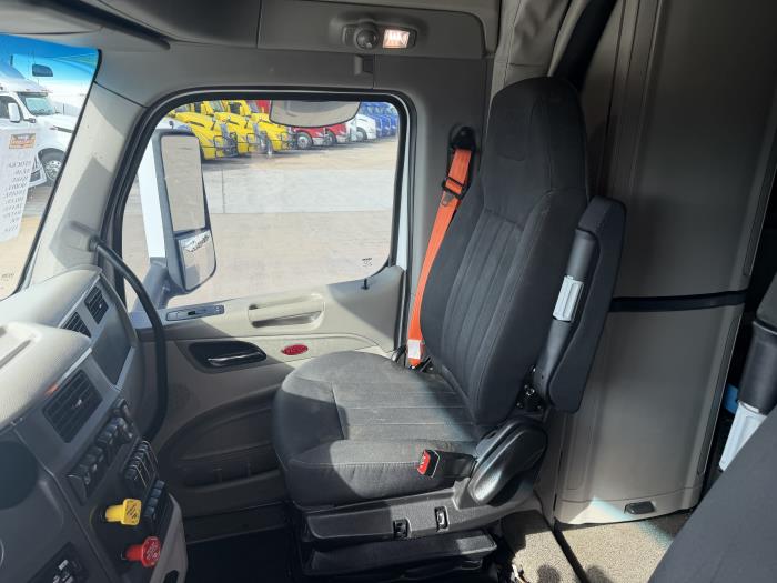 2020 Peterbilt 579-23