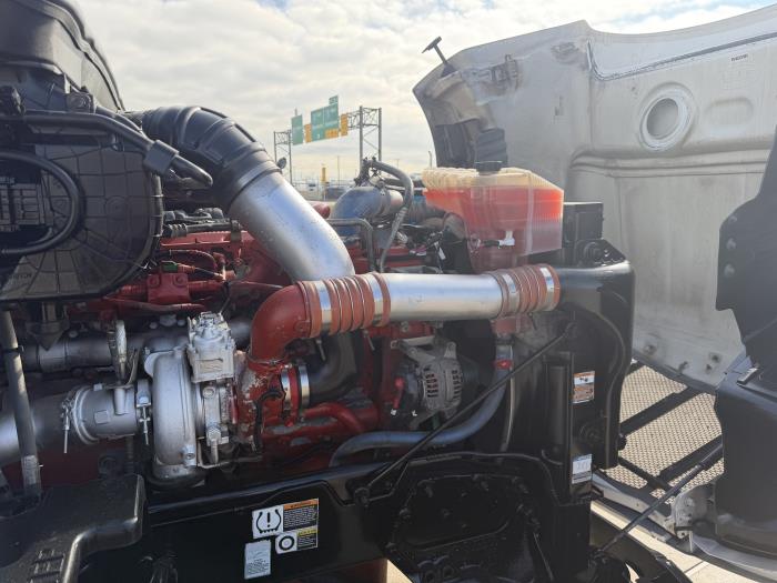 2020 Peterbilt 579-19