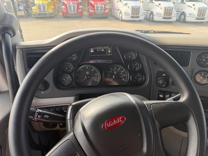2020 Peterbilt 579-34