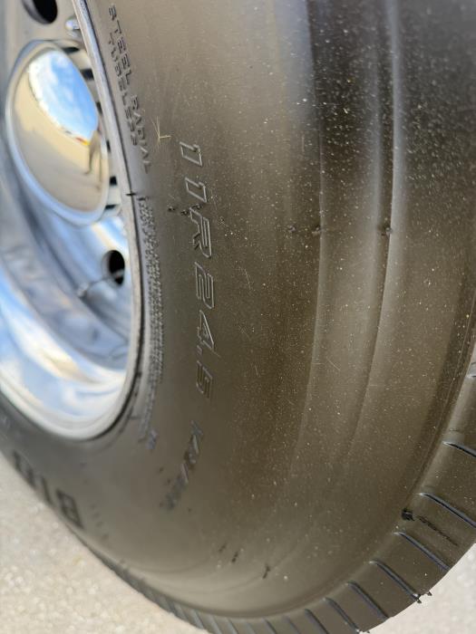 2020 Peterbilt 567-8