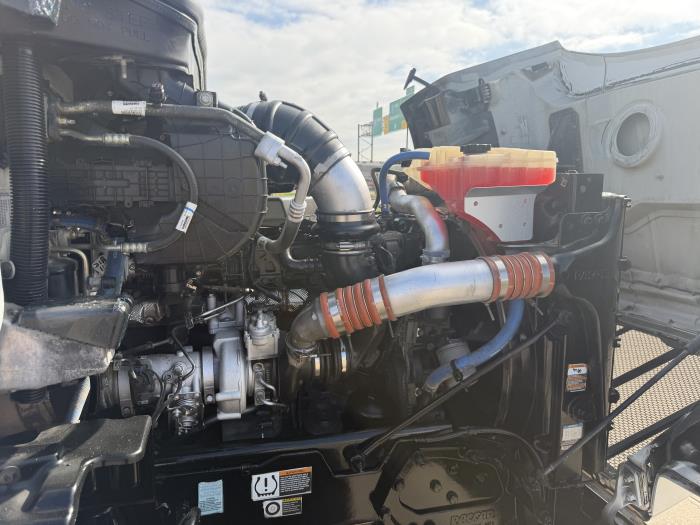 2020 Peterbilt 567-18