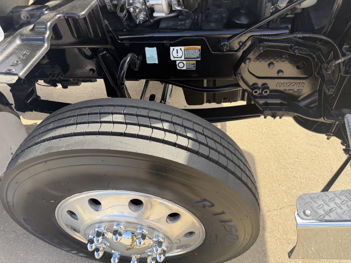 2020 Peterbilt 567-19