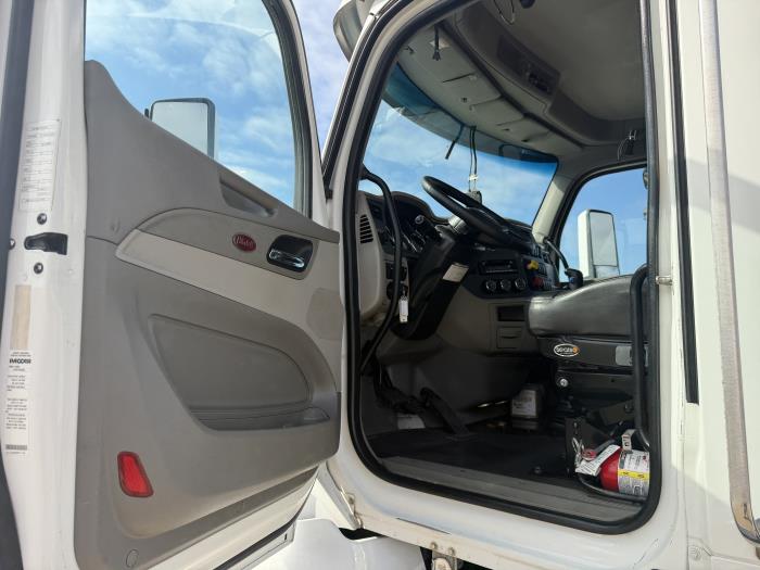 2020 Peterbilt 567-22