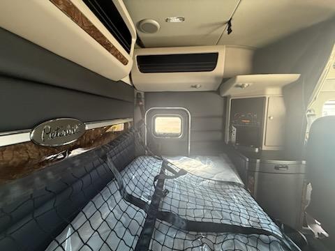 2027 Peterbilt 589-7