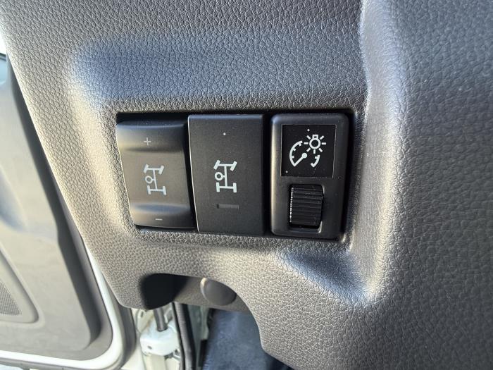 2026 Isuzu NPR-HD-11