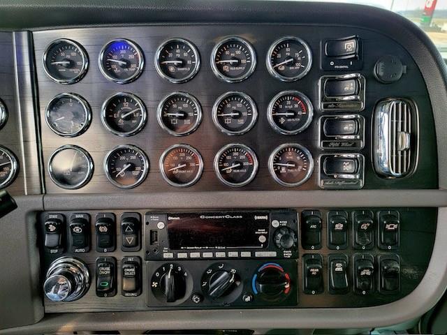 2021 Peterbilt 389-20