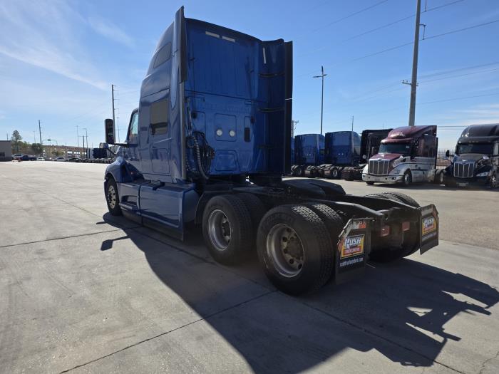 2022 International LT625-7