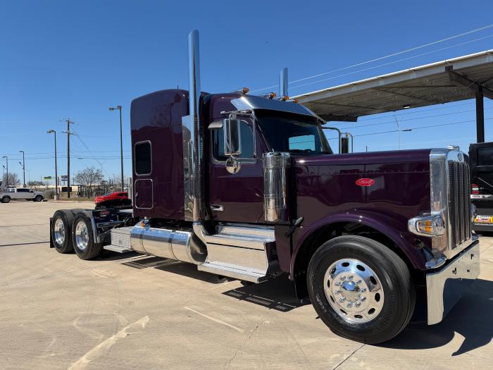 2027 Peterbilt 589-7