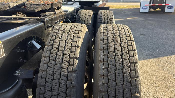 2023 Peterbilt 567-22