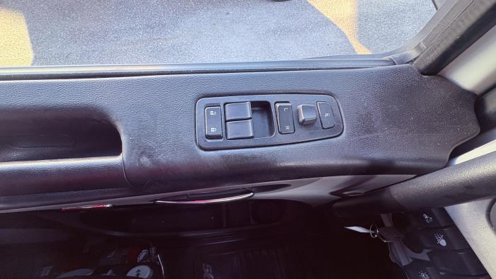 2023 Peterbilt 567-16