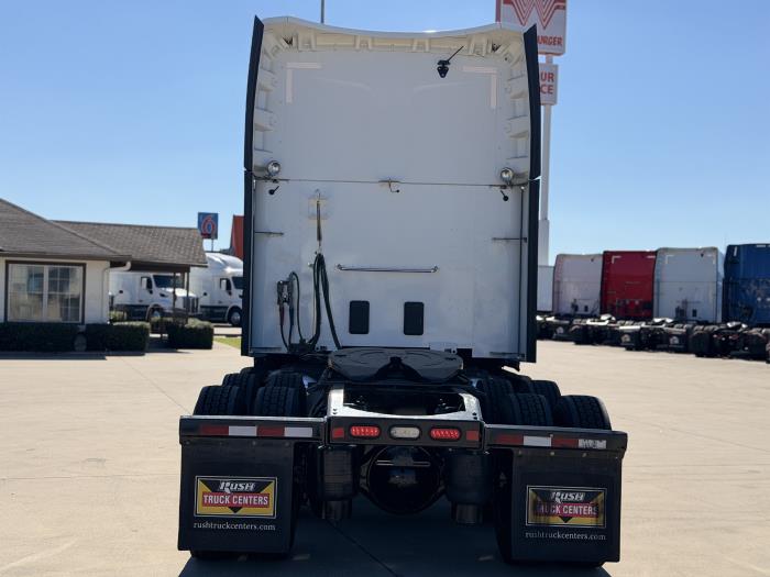 2021 Peterbilt 579-6