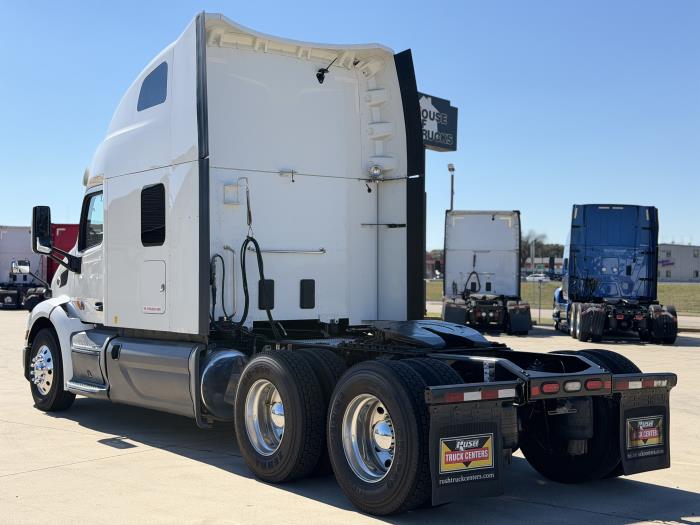 2021 Peterbilt 579-7