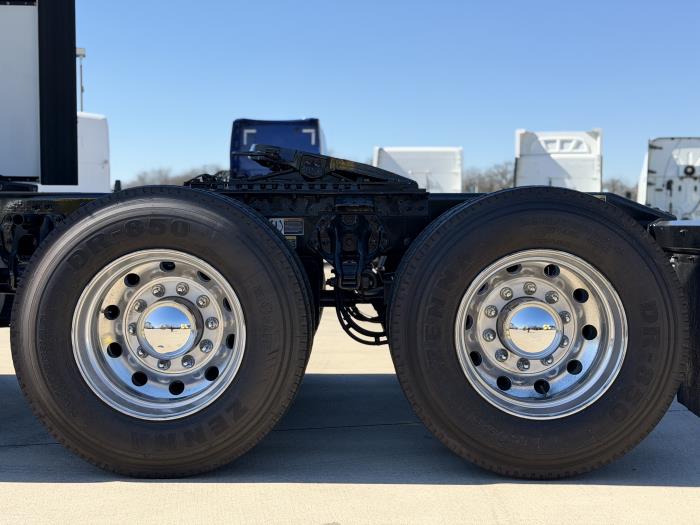 2021 Peterbilt 579-10