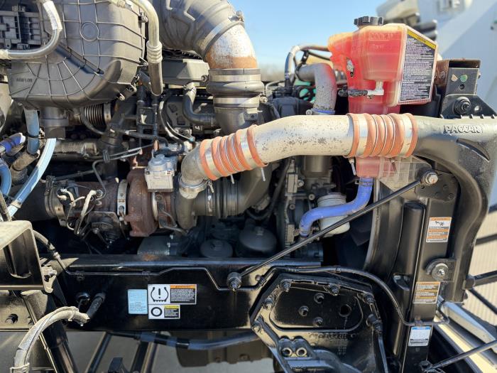 2021 Peterbilt 579-16