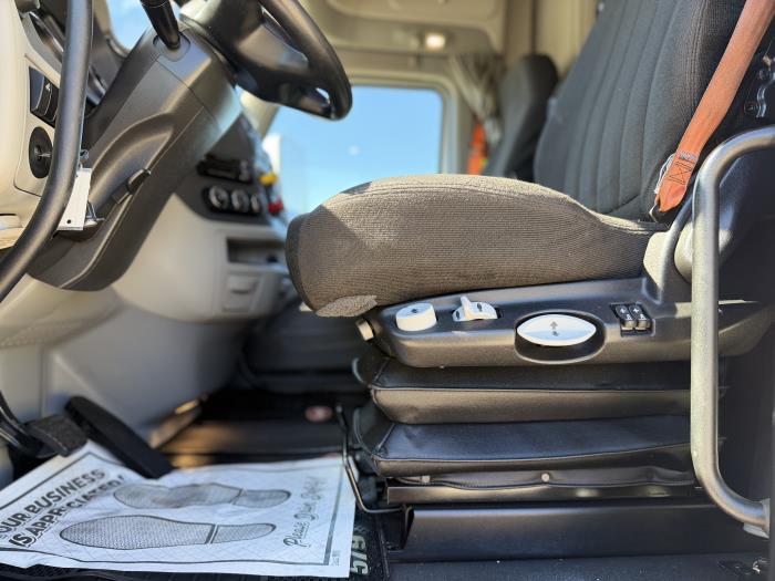 2021 Peterbilt 579-17