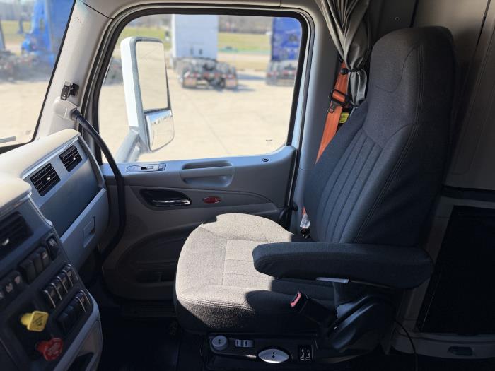 2021 Peterbilt 579-20